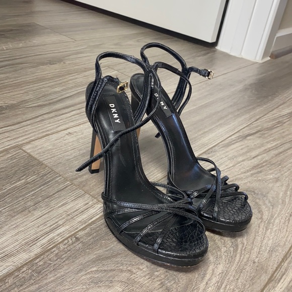 dkny black heels